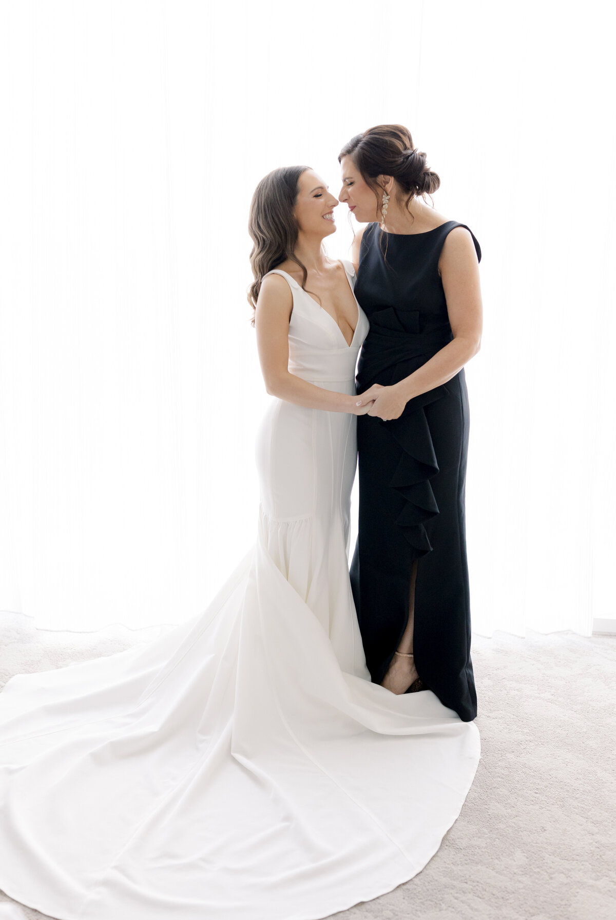 Mckenzie-and-Luther-Wedding-Preview-Emily-Nicole-Photo-22