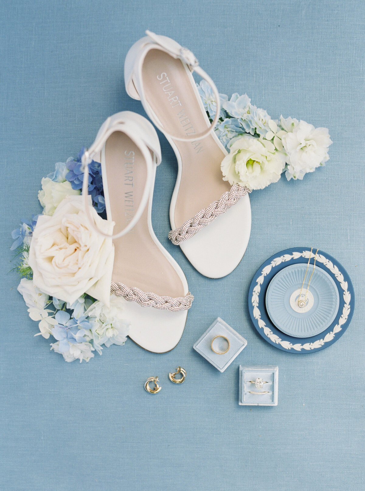 Emily March Photography Wilmington, North Carolina and Destination Wedding Engagement Photographer Heirloom Photography for Memorable Gatherings Light Airy Sentimental Imagery Images Weddings SamuelsWedding_0022
