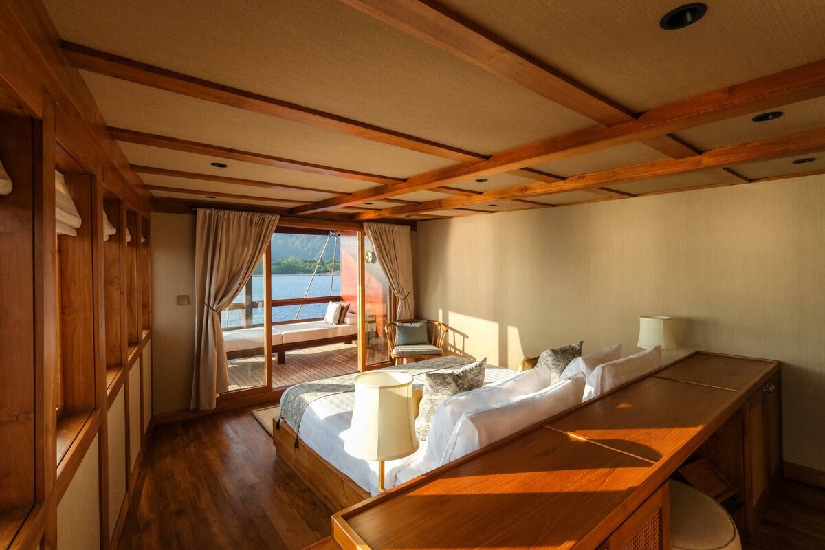 Owner Stateroom - Celestia 3 (1)
