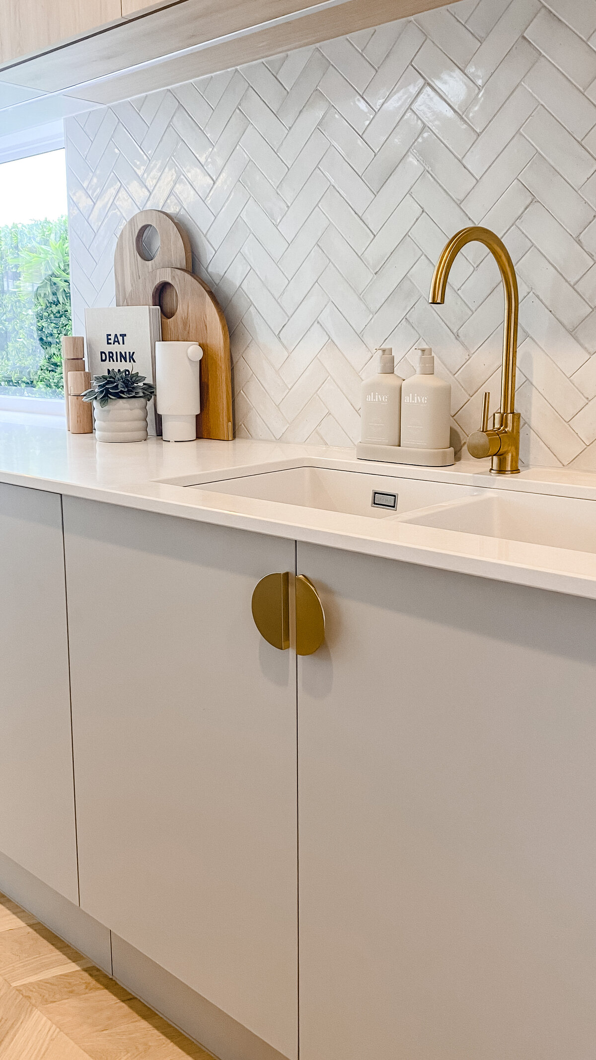 10SomertonPark-PropertyStyling