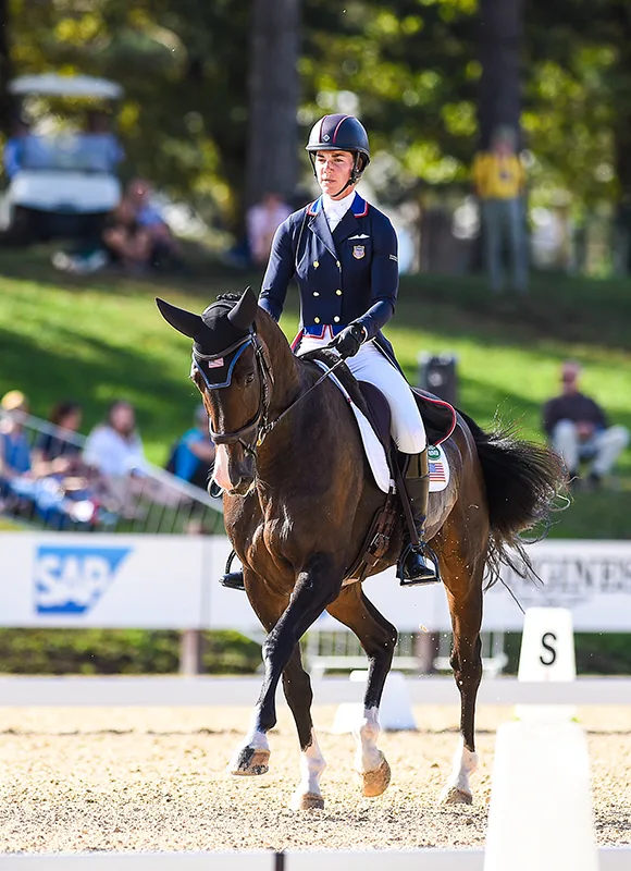 Ariel-Grald-Pratoni-dressage PNG