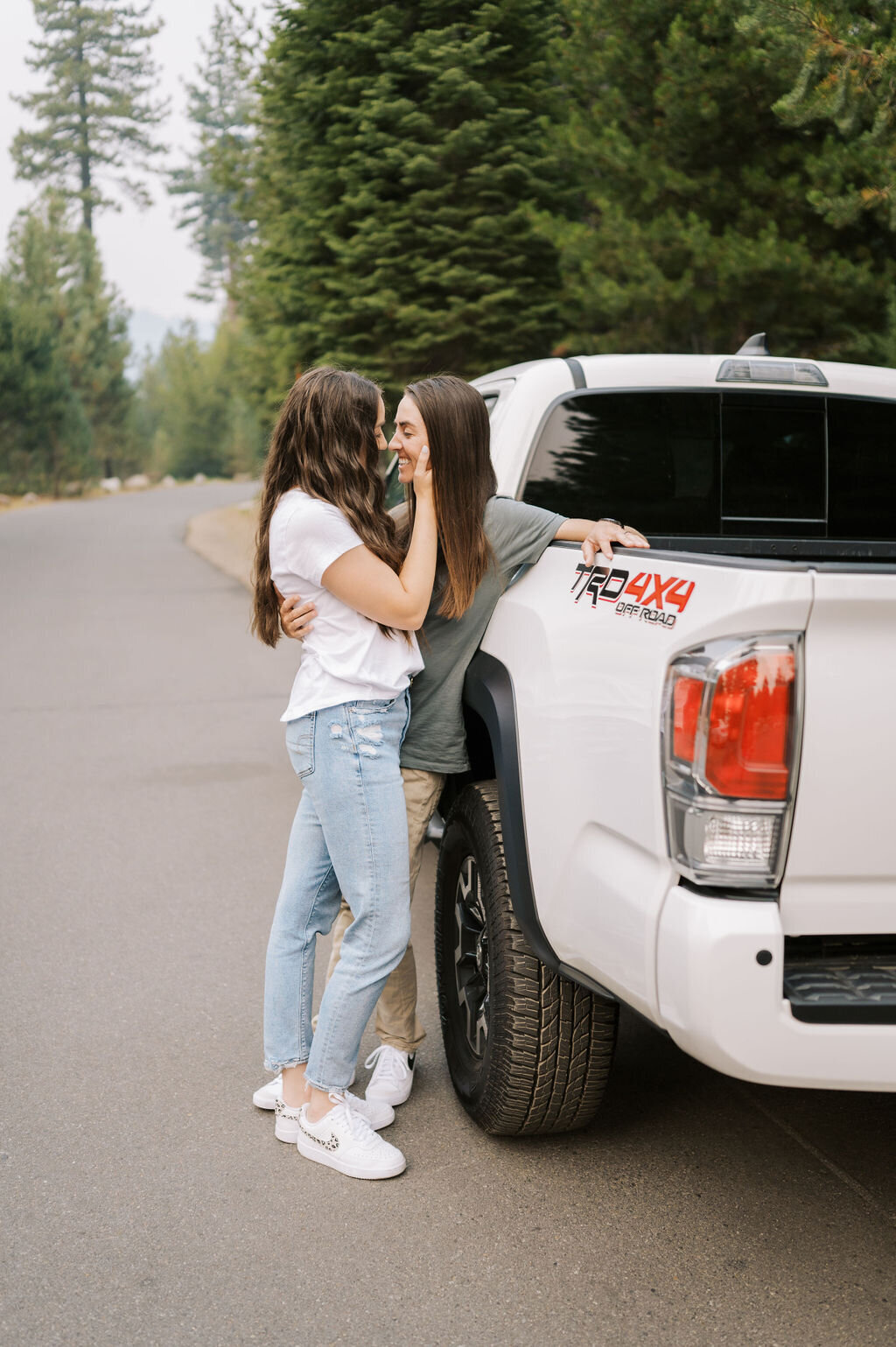 Katey+Kelly.Engaged.DeniseApgarPhoto-134