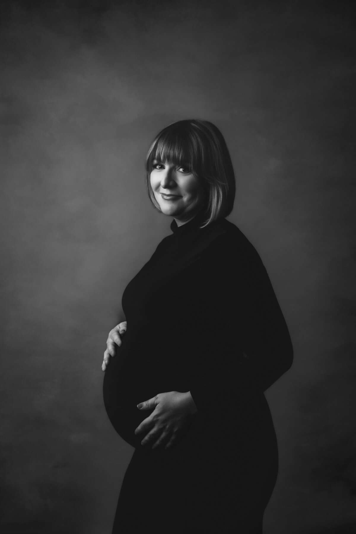 MiniAnnaPhotography2023-Jenna-Maternity-1372-Editsrgb-evsrgb-bw3000