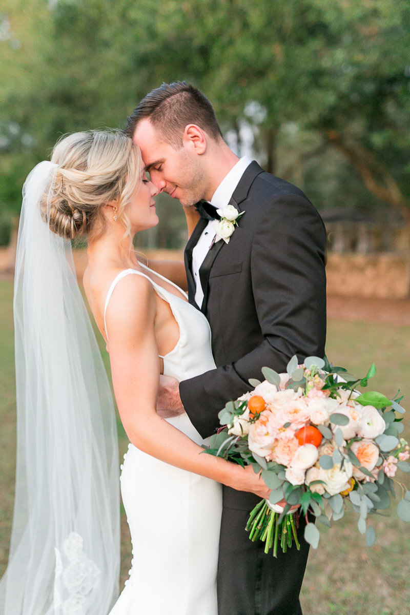 Howie Mansion photographer | Orlando photographer | Howie Mansion photographer  | Amalie Orrange | Howie Mansion wedding couple | Howie Mansion Howey in the hills florida-50
