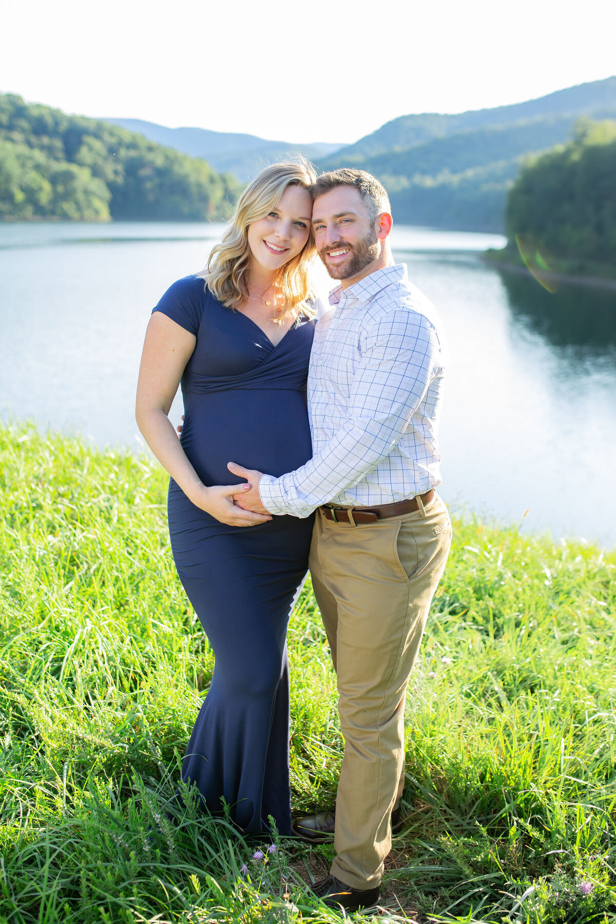 Virginia Mountain Maternity Photoshoot 2