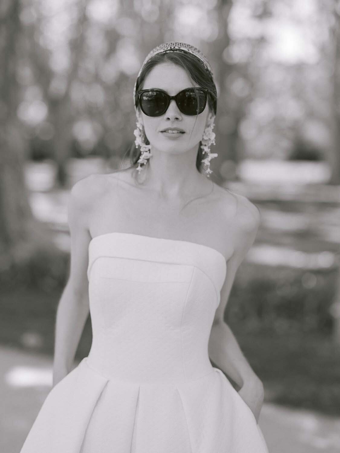 lavender and blue Dior inspired wedding at chateau de Fonscolombe Veronique Lorre floral event designer - thomas audiffren photography9