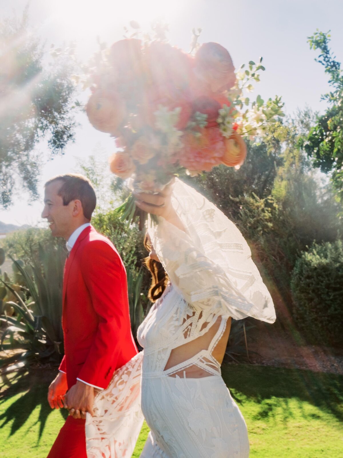 bride-and-groom-celebrating-elchorro-arizona