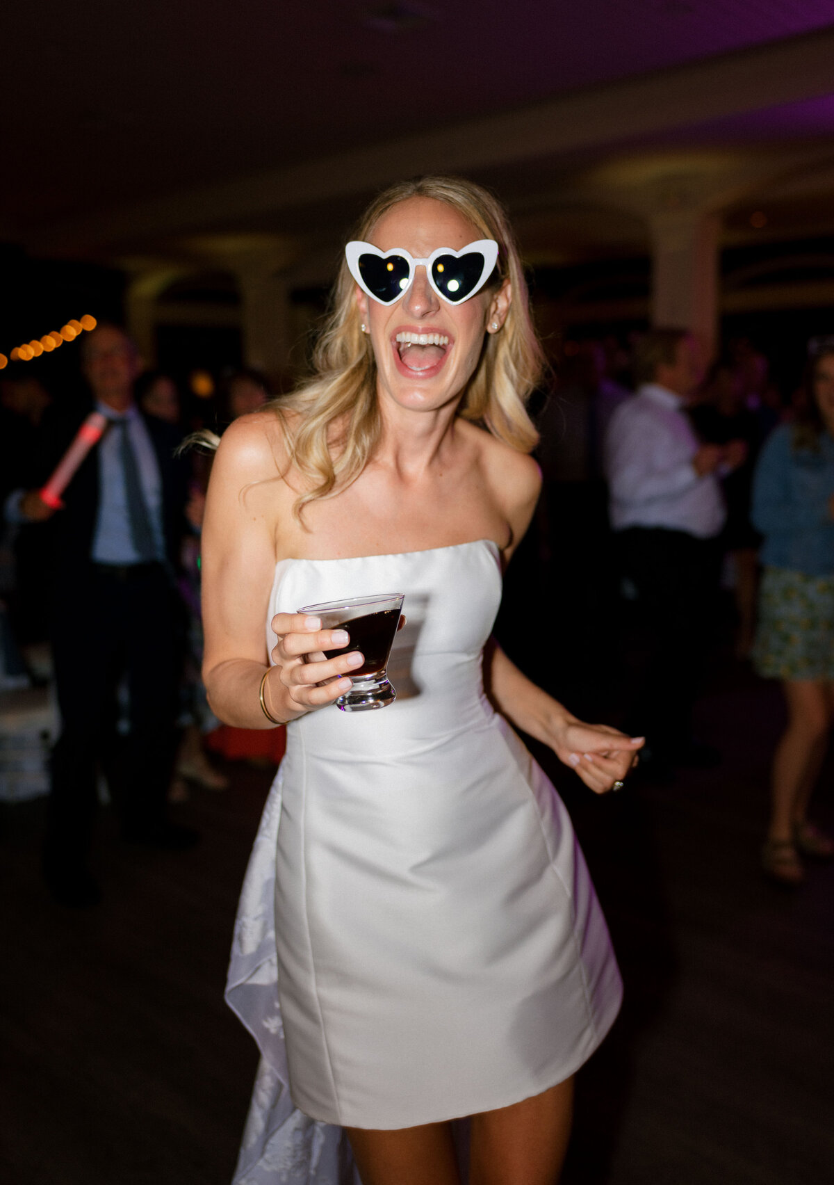 newport rhode island wedding photographer ocean cliff castle hill inn wedding-13
