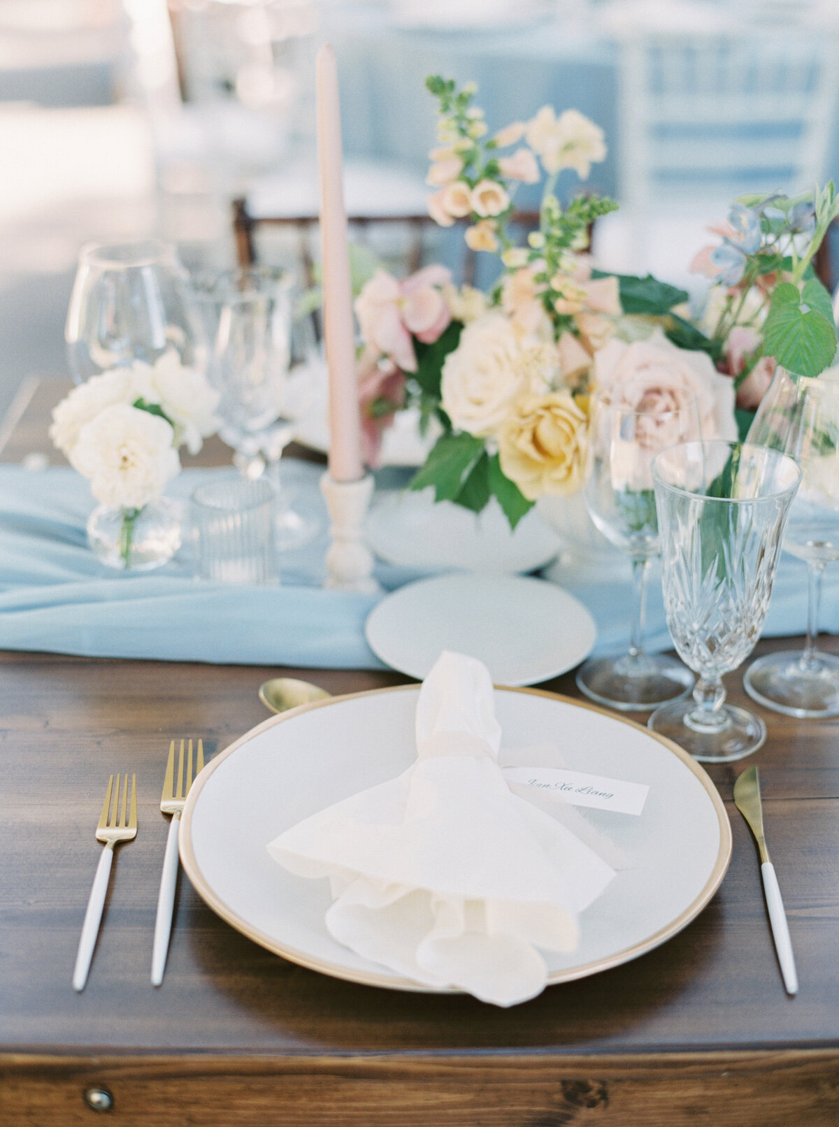 griffin-house-wedding-in-hood-river-oregon-by-the-tenneys-photographers-31
