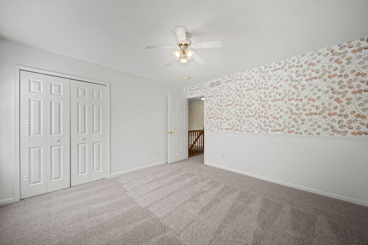 65-web-or-mls-A7404494