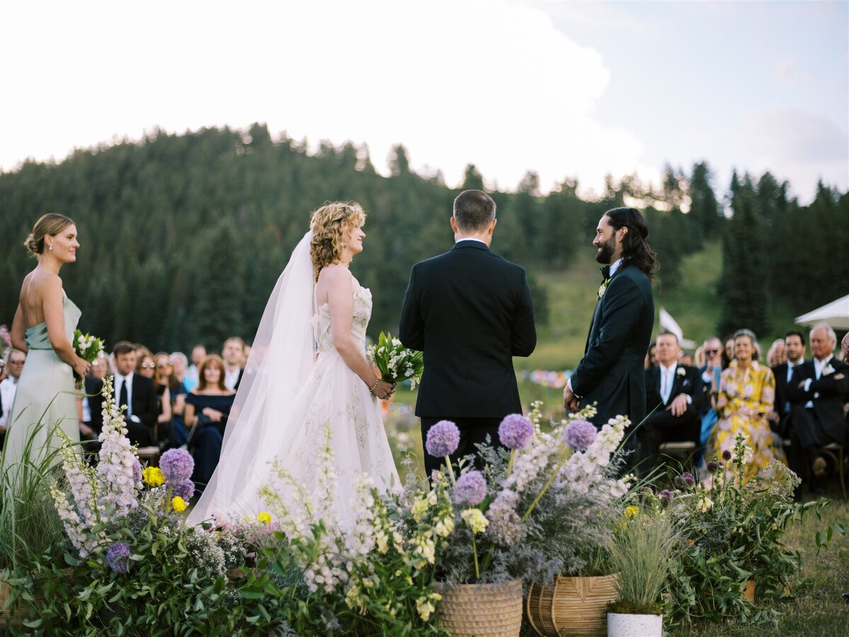 Colorado-wedding-planner-ranch-wedding-ceremony-bride-groom