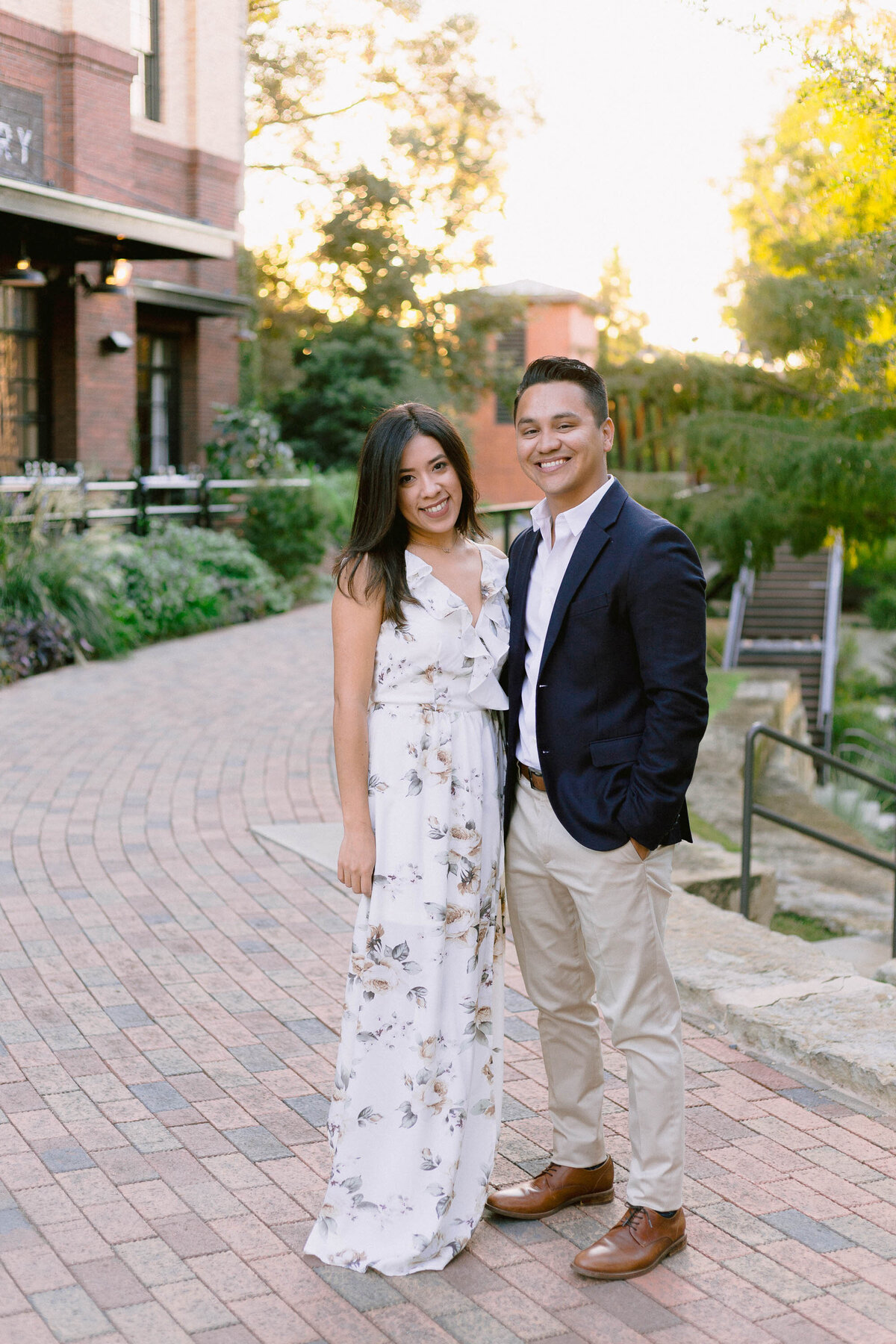 Texas-San-Antonio-Austin-Houston-Wedding-Photographer-Engagement-AR-Pearl-Brewery_0001