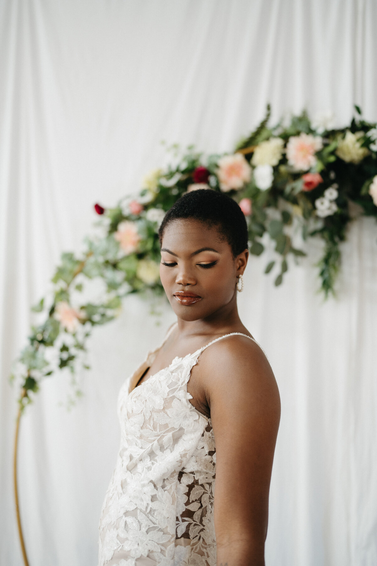 bridal portrait floral