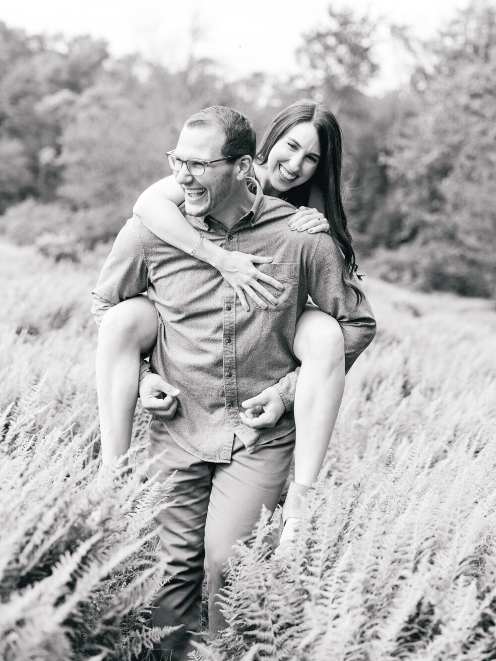 263-Emily-Wren-Photography-rustic-outdoorsy-engagement