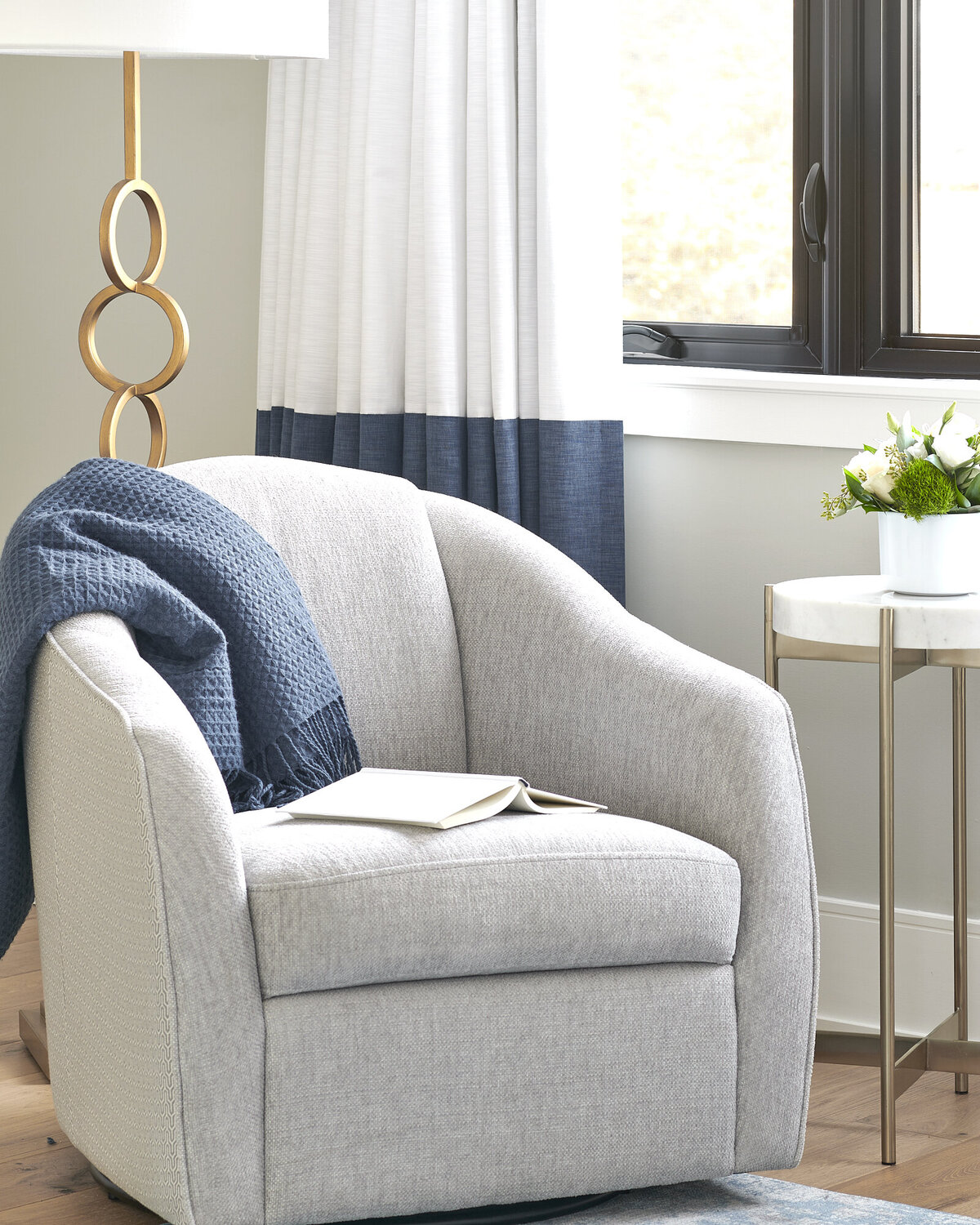 mississauga-interior-design-bedroom-oakwood-project-4