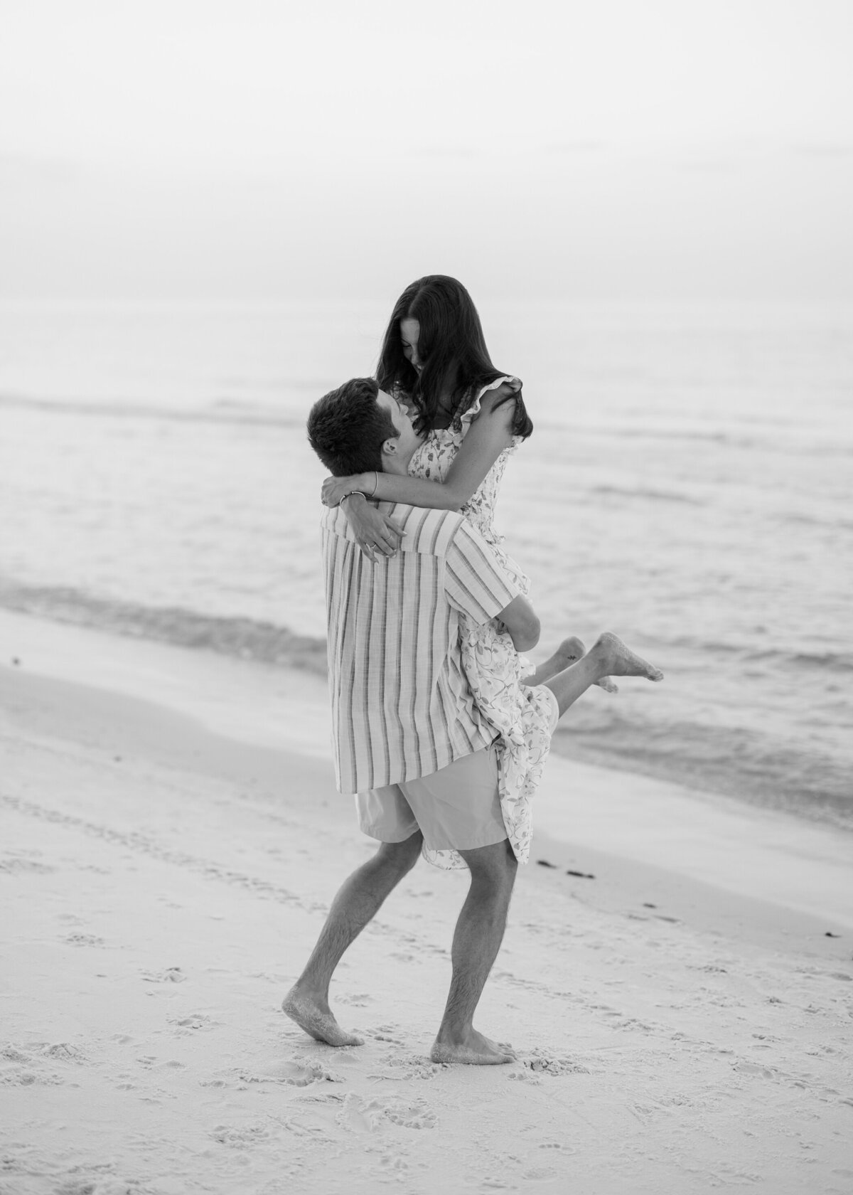 Rosemary-Beach-Proposal-Engagement-Photographer_Jessie-Barksdale-Photography_087