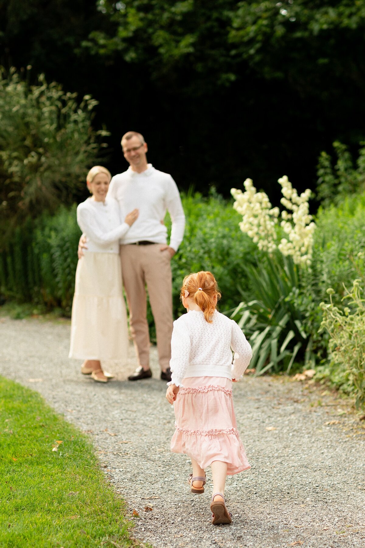 Familienfotos-Familienshooting-Familienfotograf-Zuerich-Park-im-Grünen-2025-82-AR9A5088