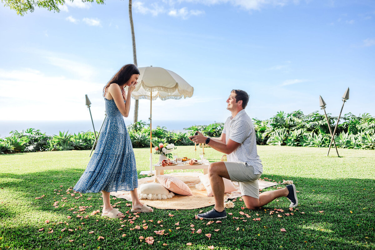 Hawaii-Engagement-Photos-Holualoa-Inn (42)