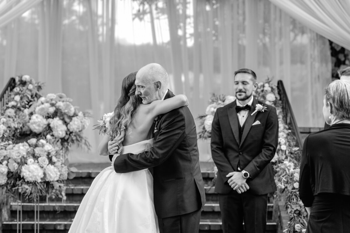 Father-Daughter-Hand-Off-Wedding-Ceremony