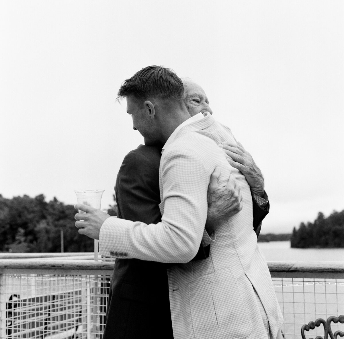 Muskoka_Wenonah_Steamboat_Wedding_Raphaelle_Granger (24)