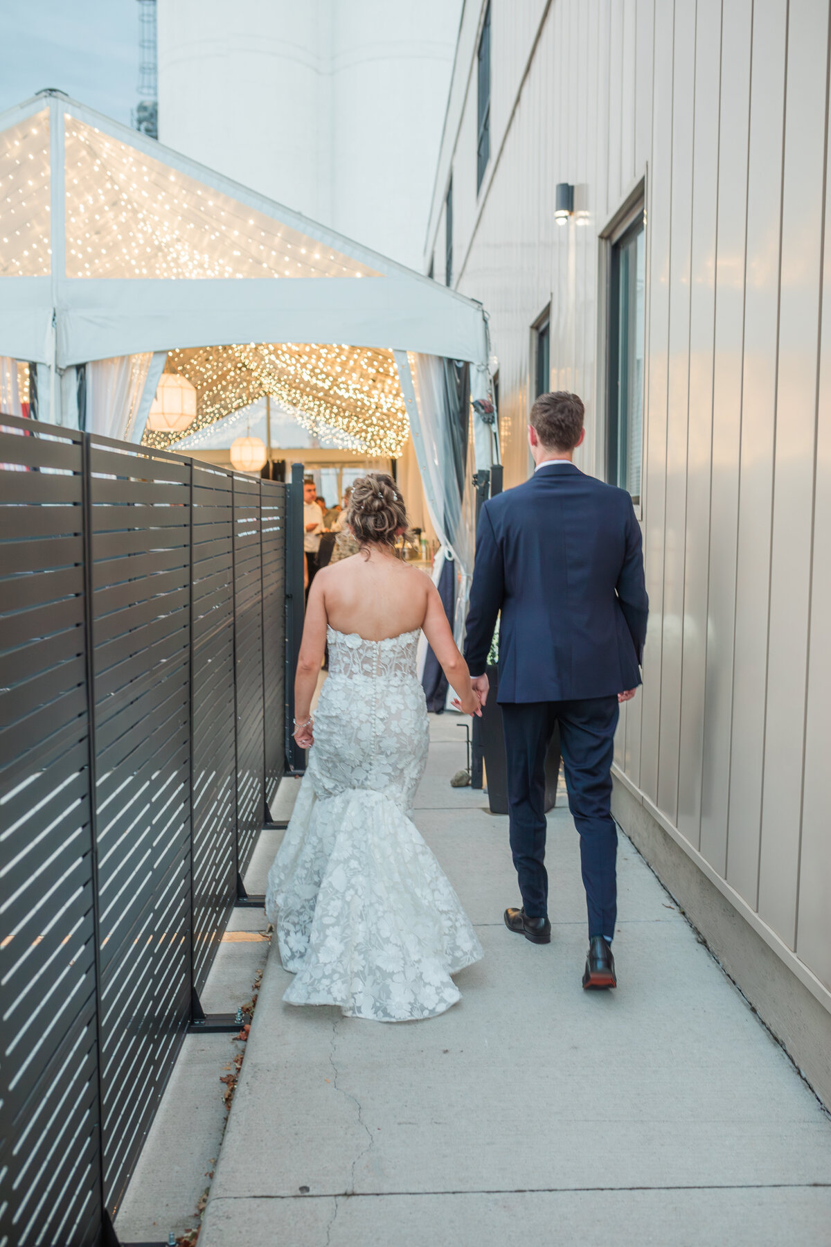 Lillie Mae Photo - Katie & John - Sneaks-103