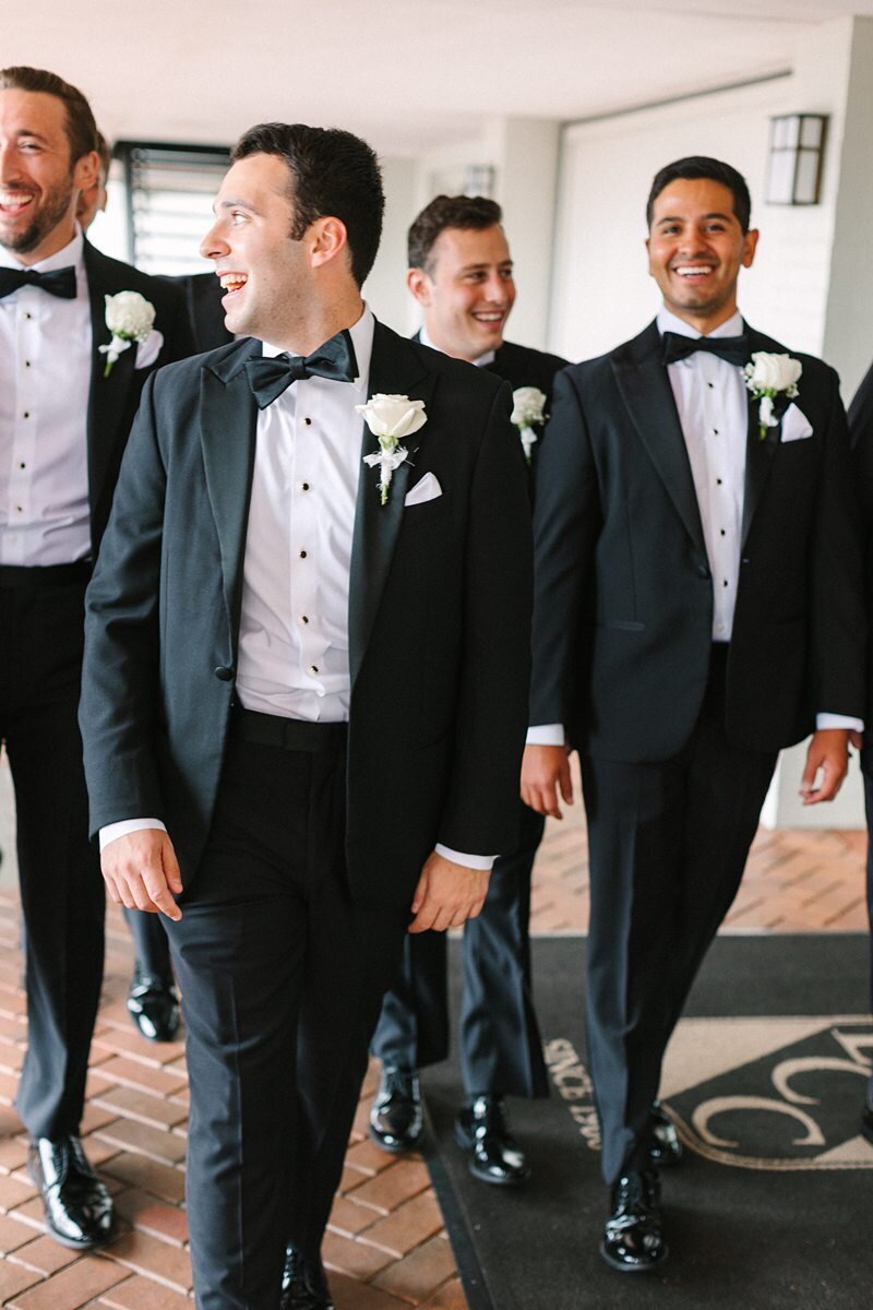 groom-relaxed-prep-evansville-country-club05