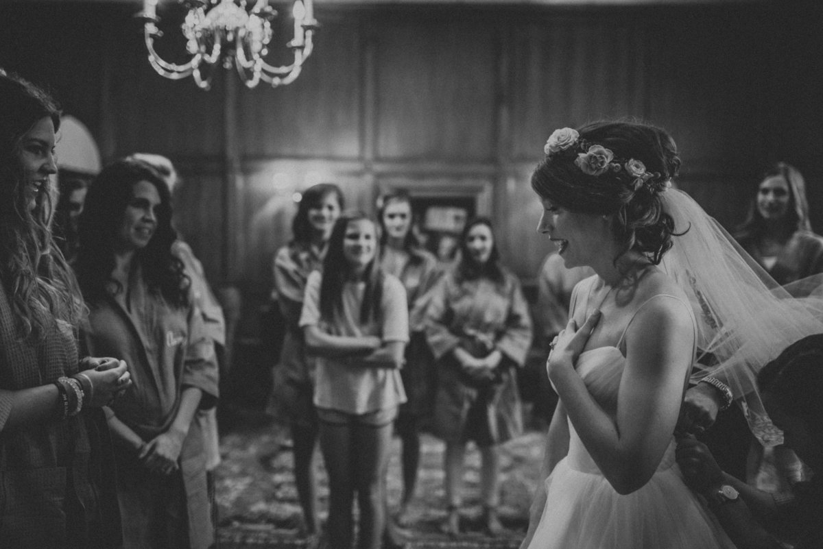Jackson-MS-Museum-Of-Art-Wedding-Photography-Kate-Ben-Getting-Ready-90