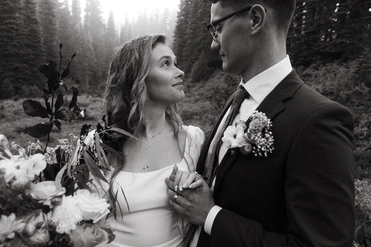MtRainierSmallWedding-DallinHazard-198