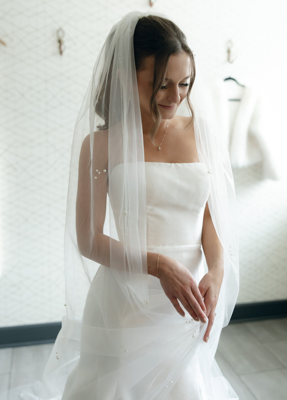 the-evergreen-portland-oregon-wedding-getting-ready-photos-62
