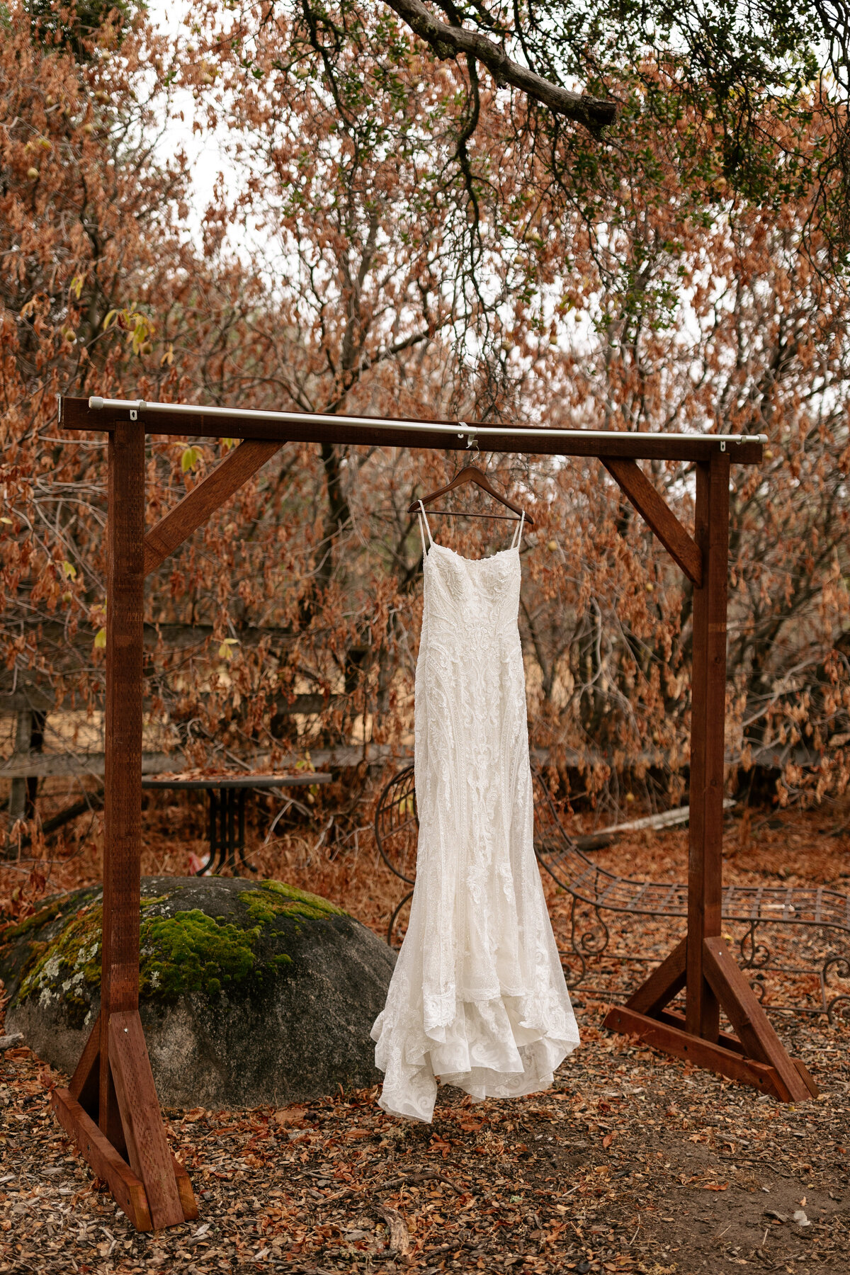 sacramento-backyard-wedding-bautista-laurenkovacikphotography-13