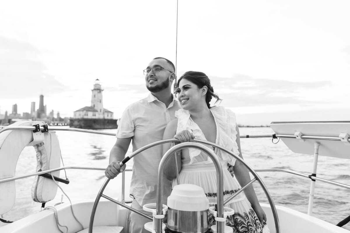 chicago-sailboat-engagement-22