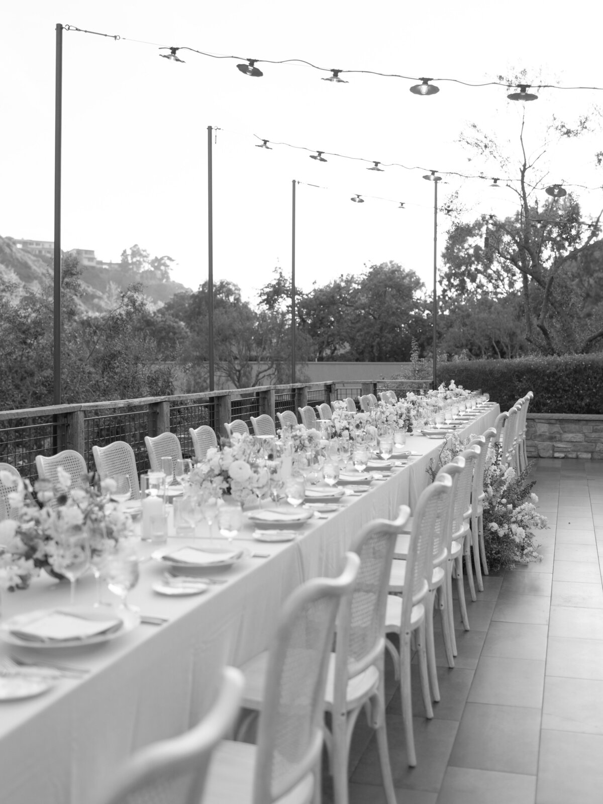 EMILY+CONOR-MCKINLEY-LAGUNA-BEACH-LOS-ANGELES-CALIFORNIA-WEDDING-LUXURY-UPSCALE-RANCH-AT-LB-225