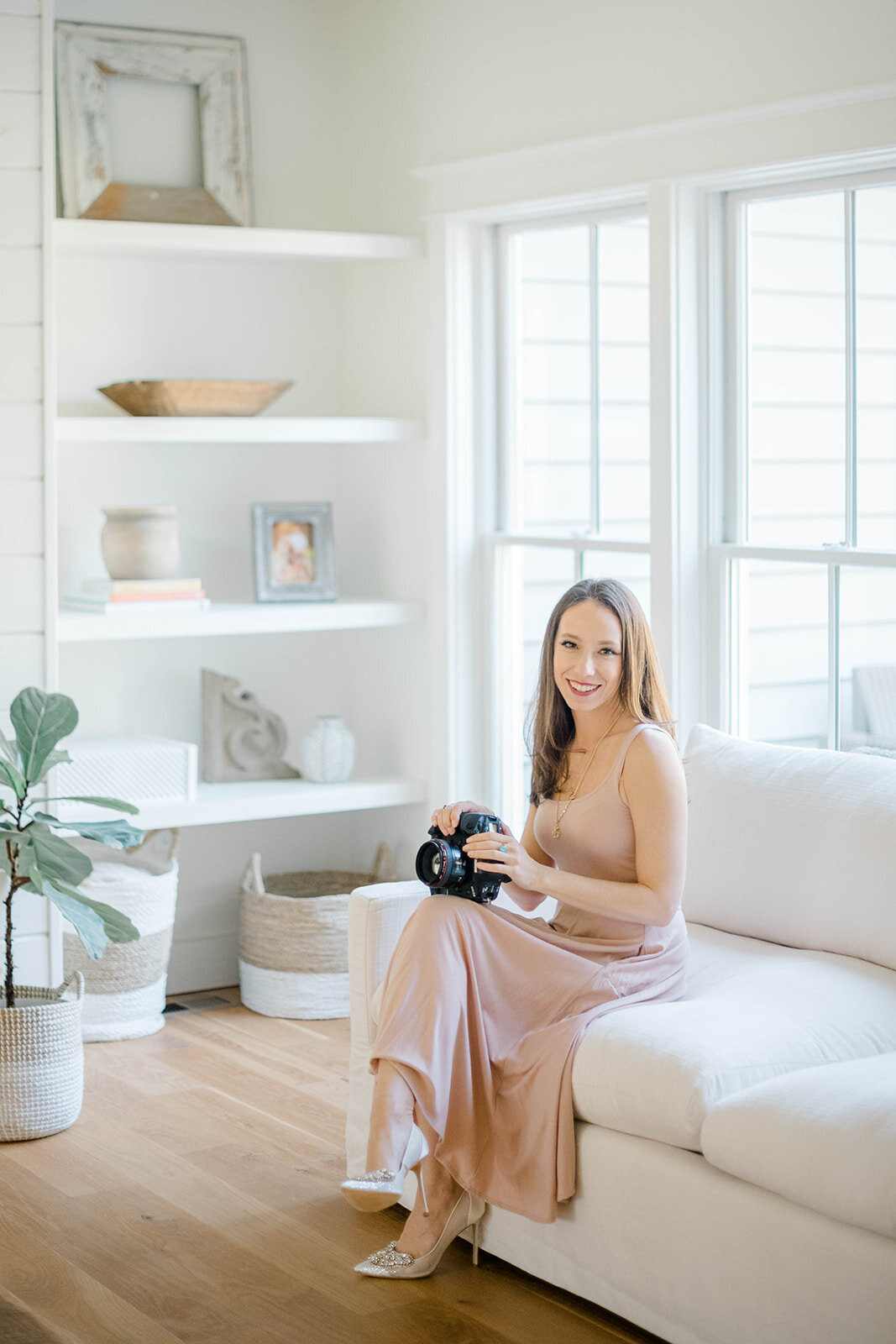 morgan_taylor_artistry_philadelphia_new_jersey_new_york_wedding_engagement_photographer_photography_fine_art_light_airy_romantic_dreamy_couples38