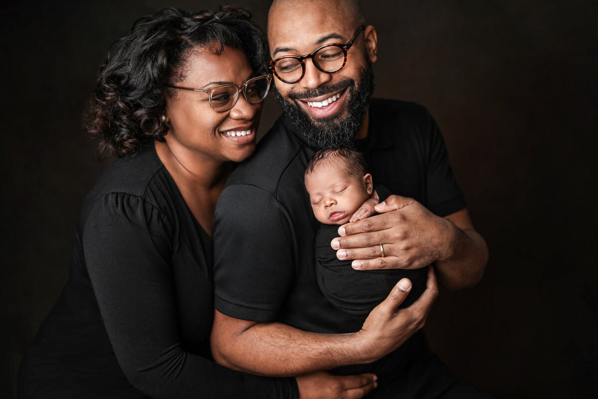 family portrait louisville newborn photography studio session