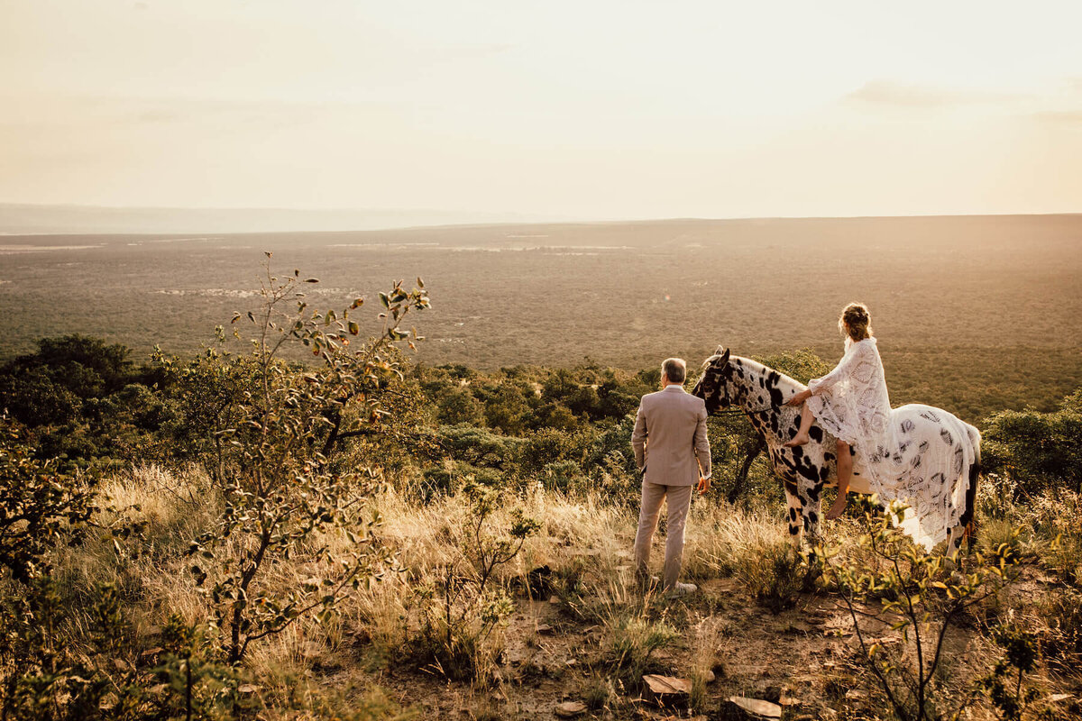 safari-elopement-wedding-photograher-africa-01