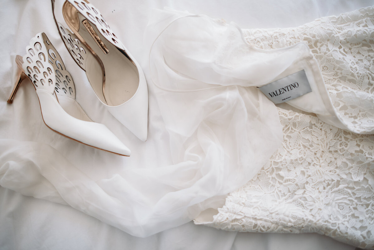 Tate-Modern-London-turner-contemporary-musem-artistic-documentary-wedding-photography-editorial-beach-5
