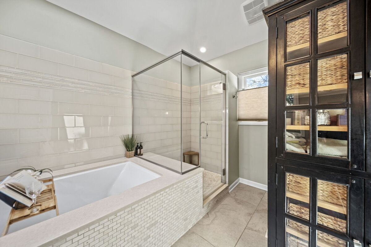 44-web-or-mls-A7402261