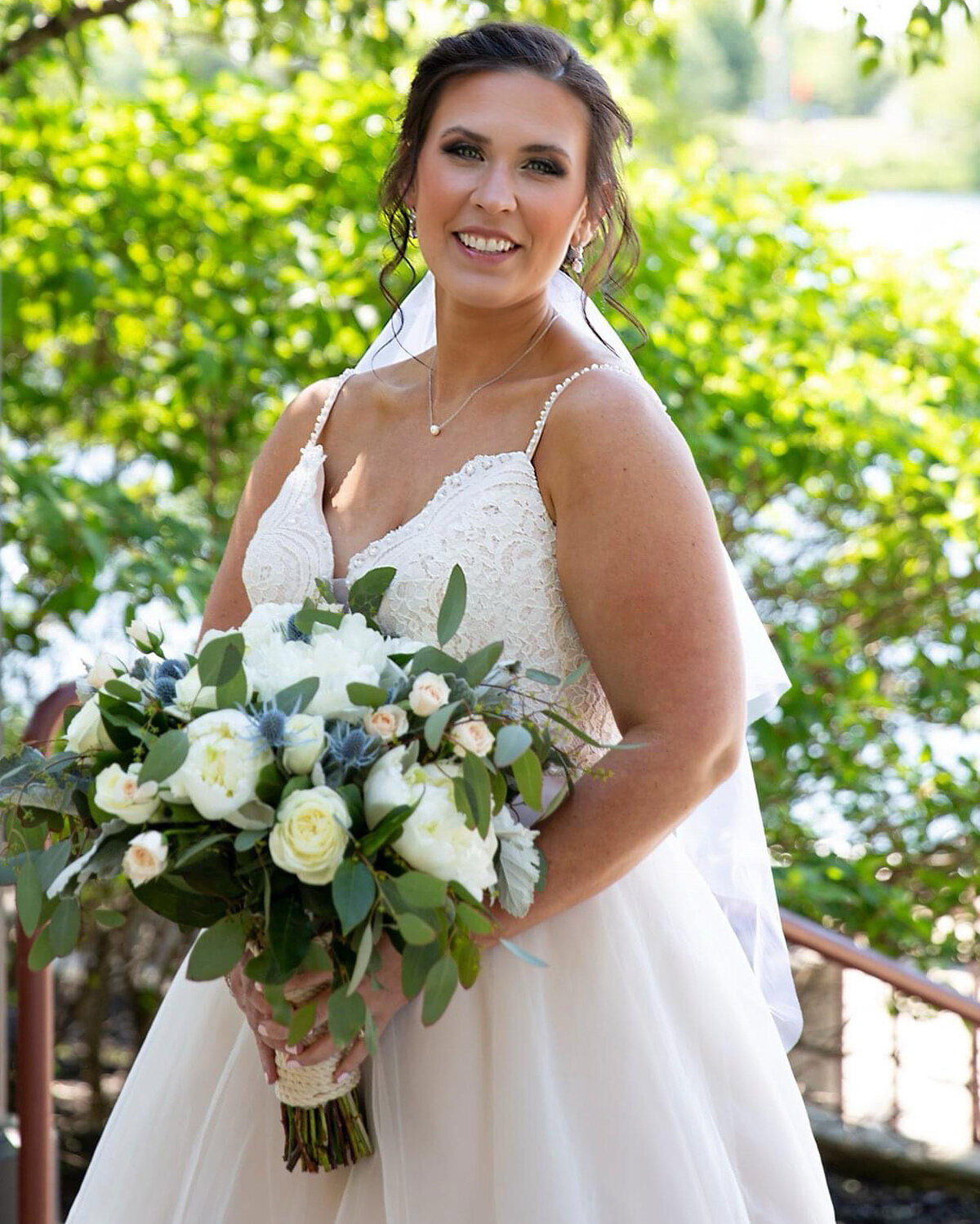 CBF9F6C7-C31E-45B9-ACCD-F5E7EE7EE693