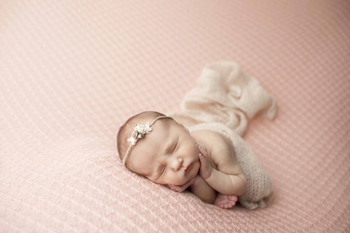Fort Worth Newborn Girl-1V5A9618