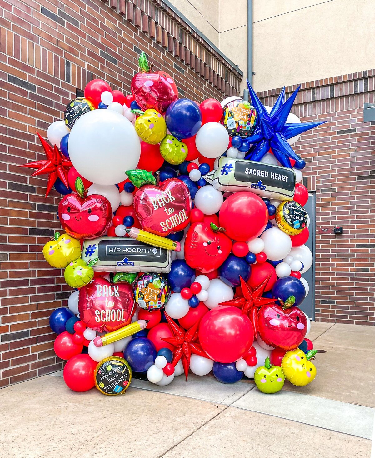 BalloonWall-Standard Color-Mylar