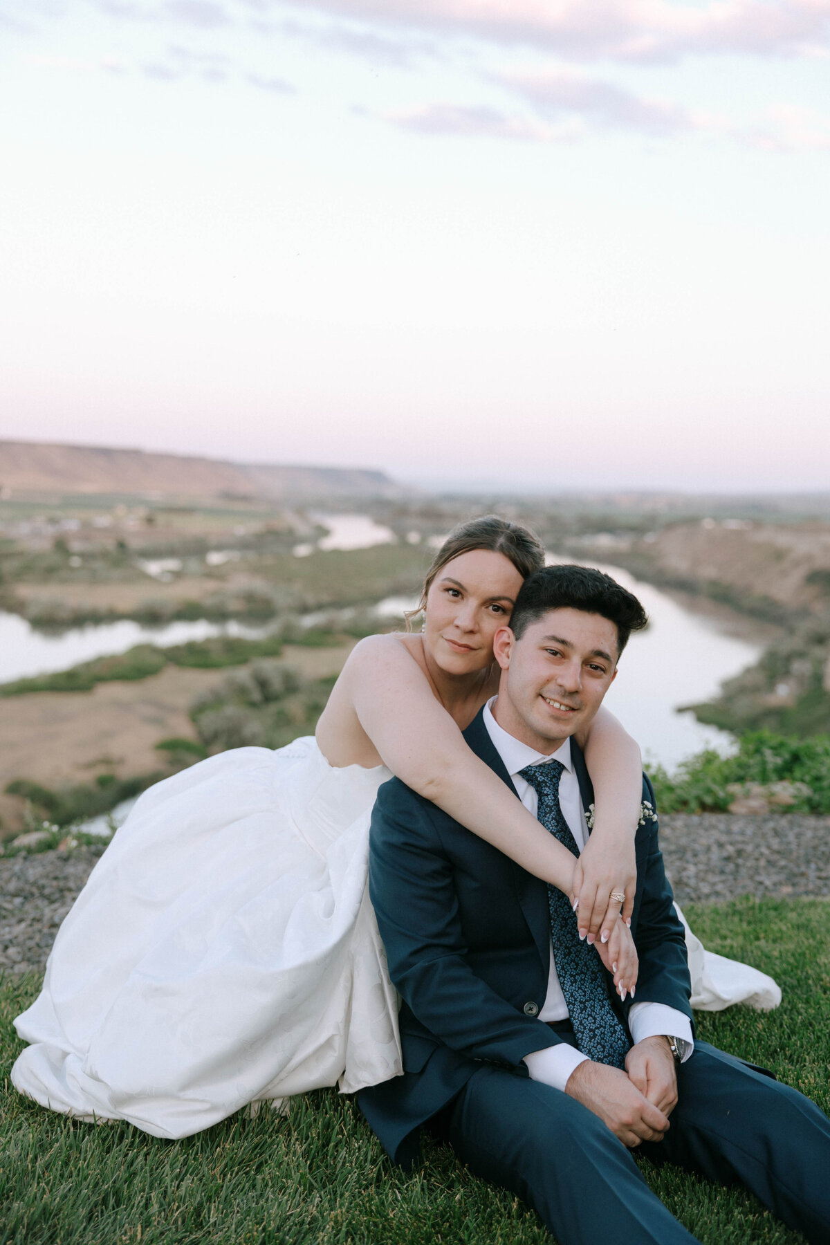 fox-canyon-vineyards-marsing-idaho-wedding-krysta-timmons-photography-bridals-220