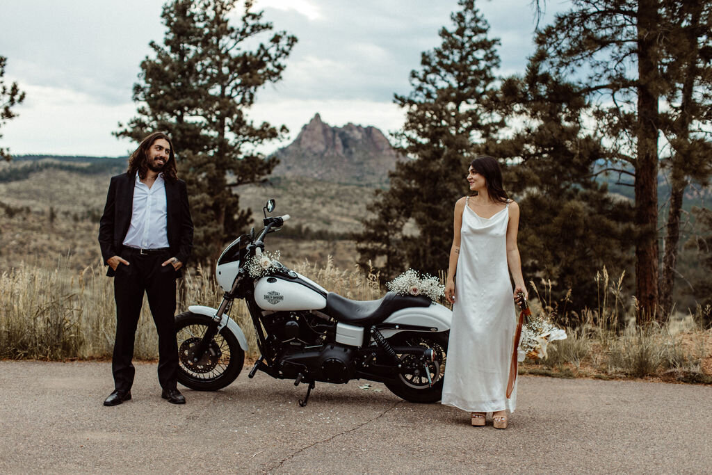 denver-elopement-photographySantinaandChristianPikesPeakRanchColoradoSpringsWeddingElopementPhotographerDenver-325