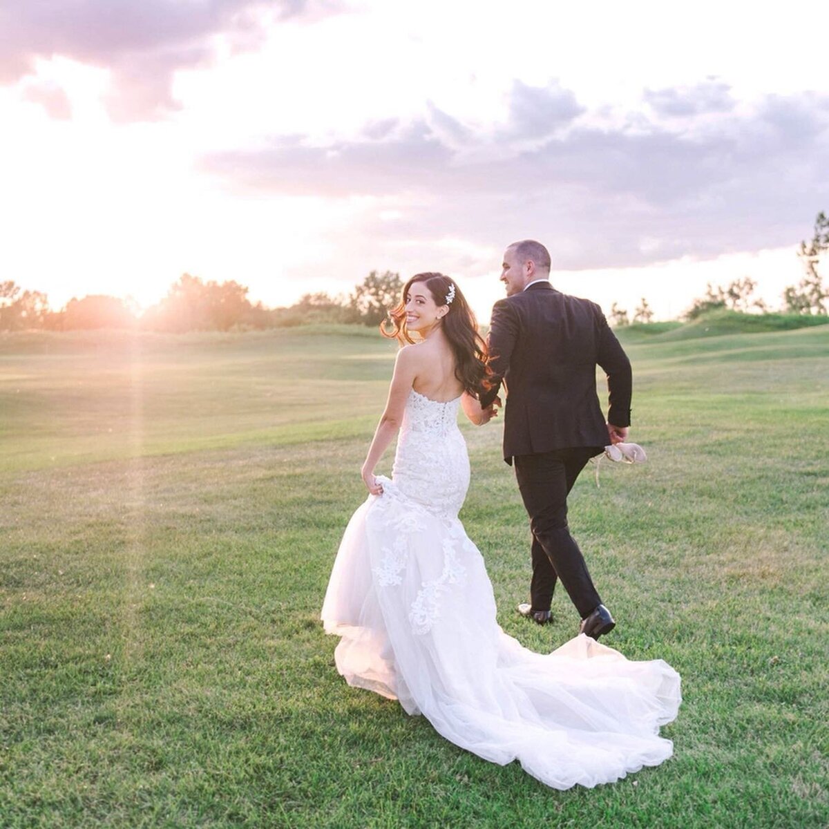 Showit-Template-Personal-Brand-Photographer-Elizabeth-McCravy-Weddings-11