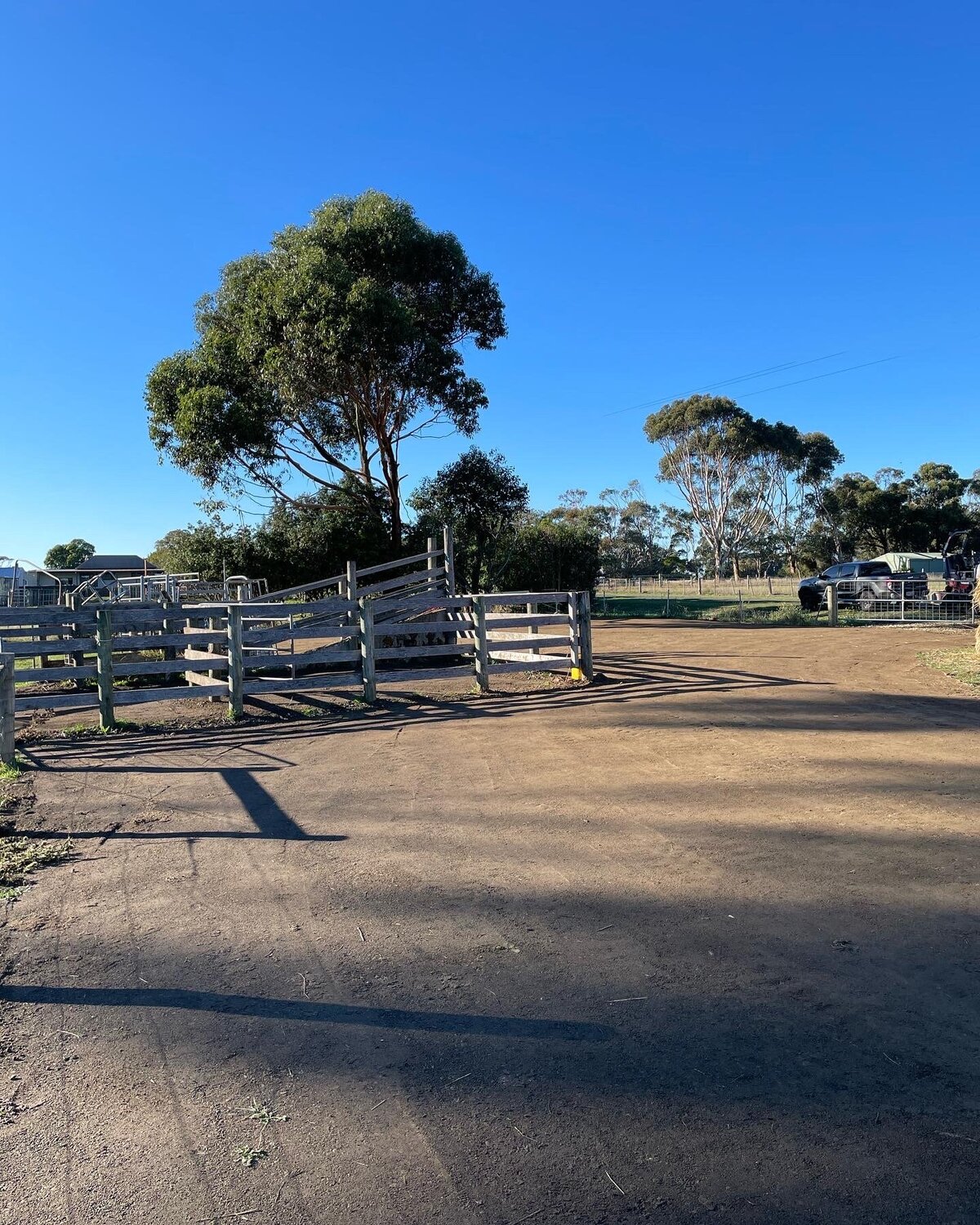 hay hardstand and  lifestock yard construction