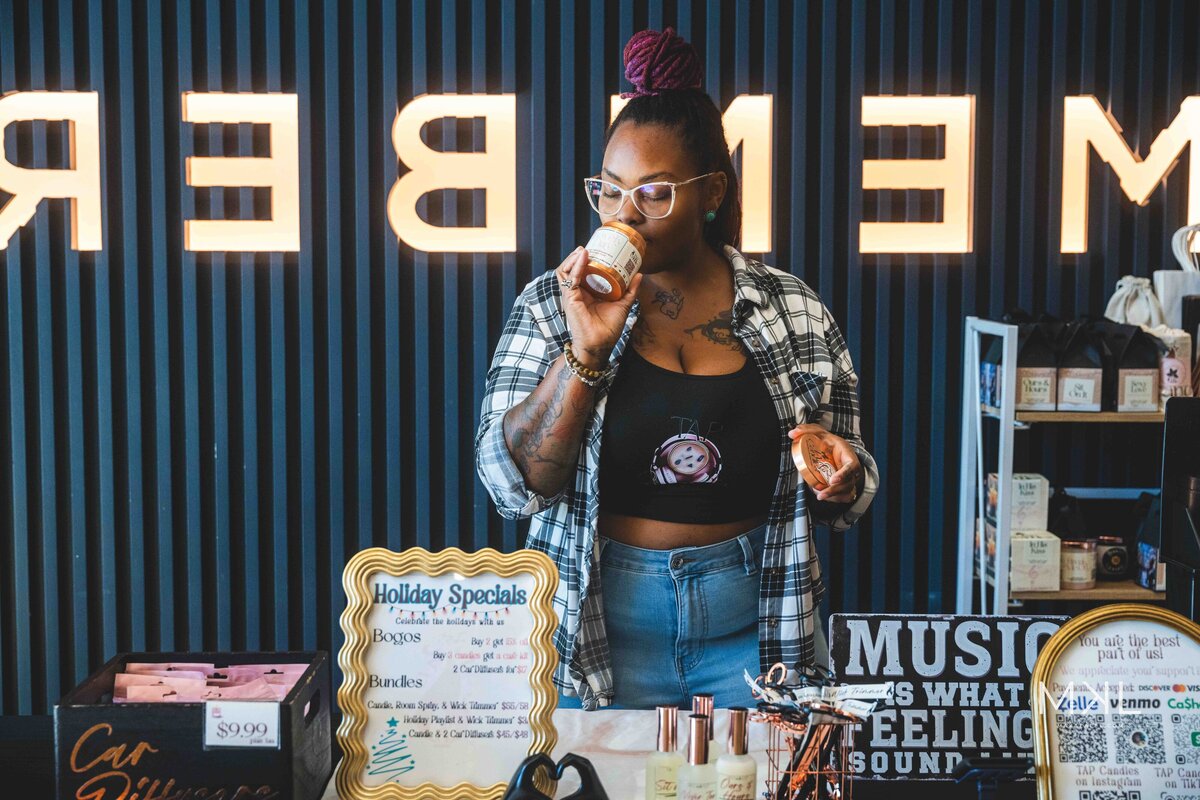 TGS_Small Biz Sat Market_12.07.24_MakalaLeePhotography_10.jpg