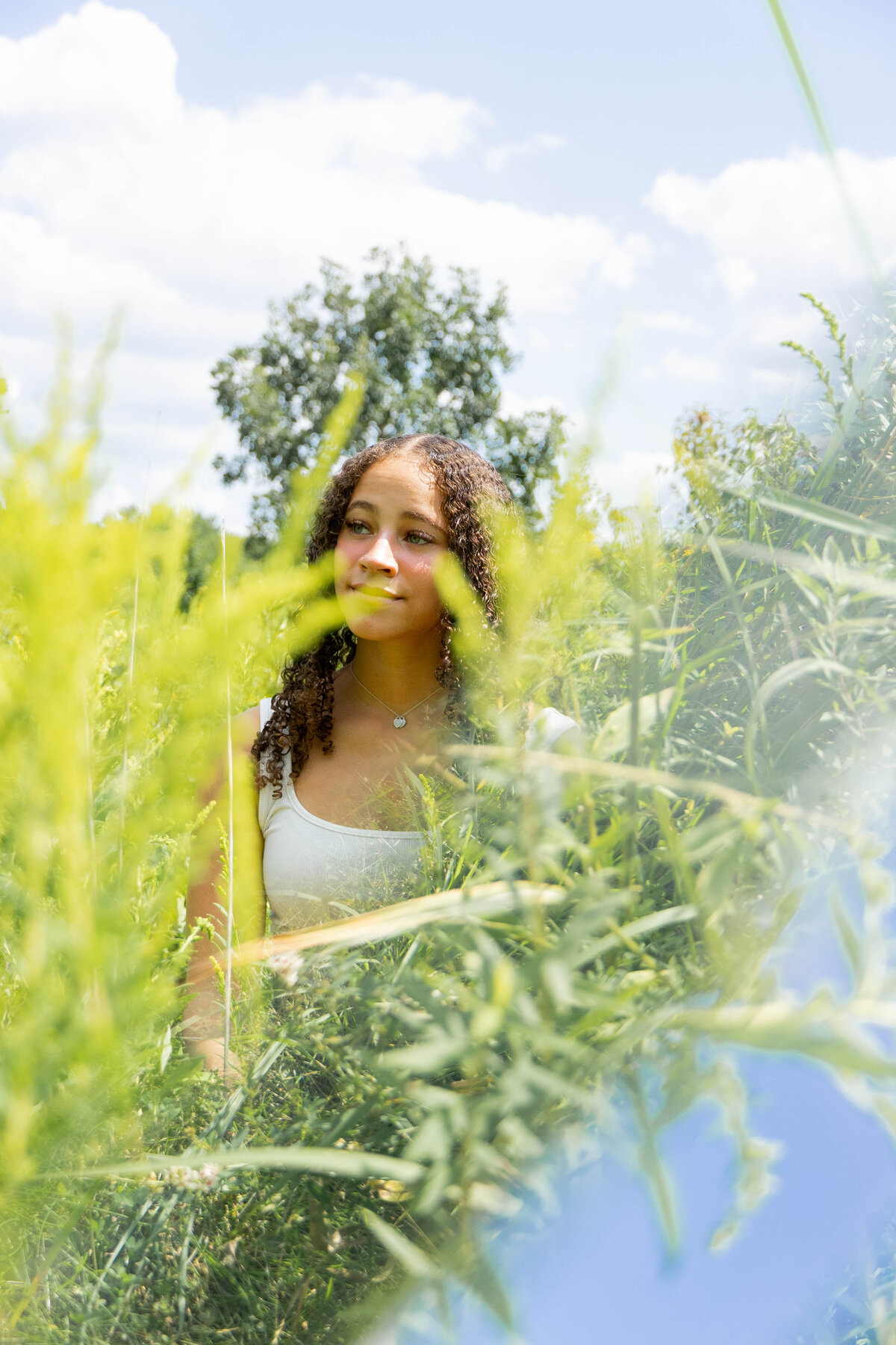 2022.08.23_SbE_StoolinField_011