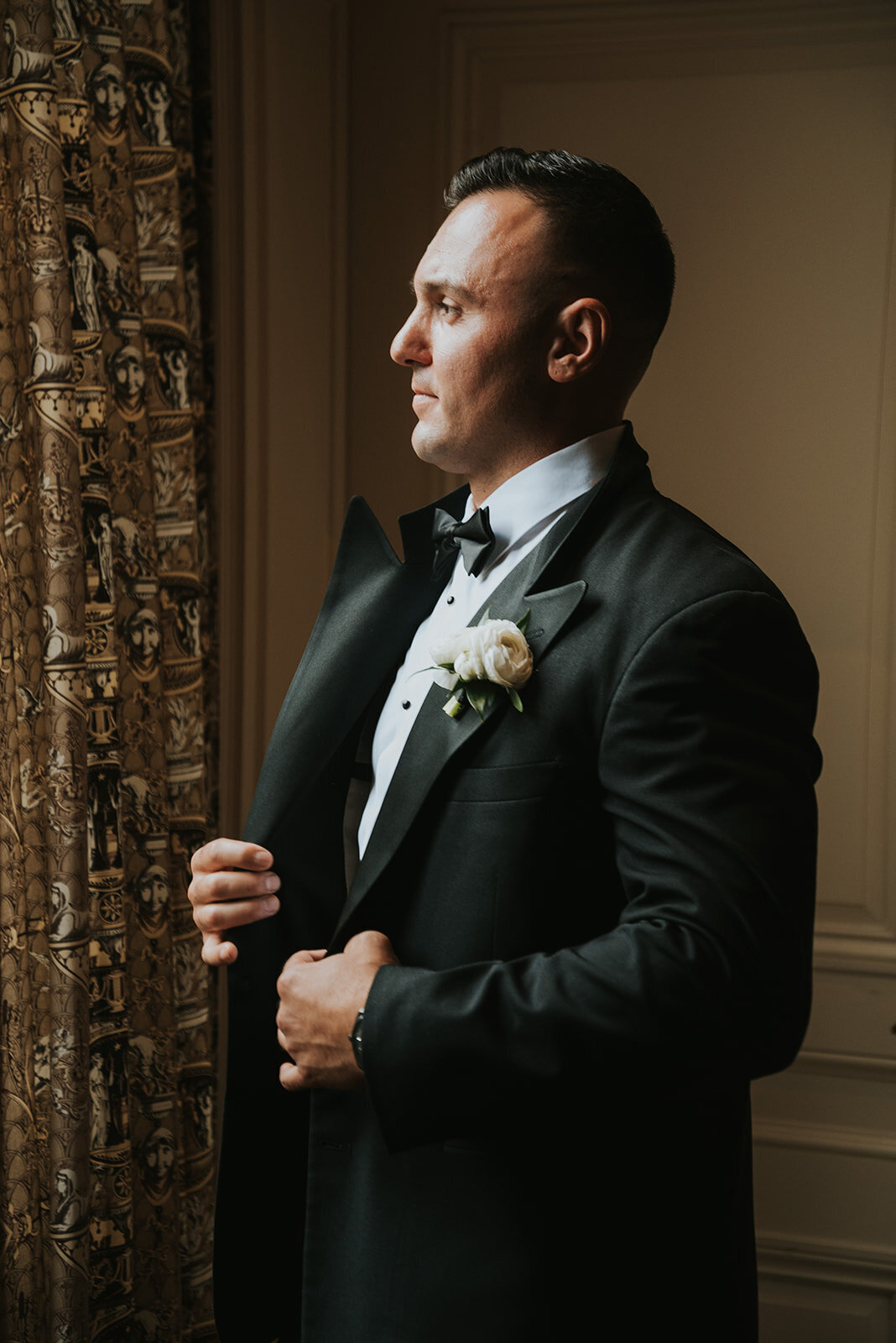 MODERN-GARDEN-MANSION-SUMMER-WEDDING-LINDSAY-BESNIK_PHOTOS_BY_MARIA_B_LUNG_0073