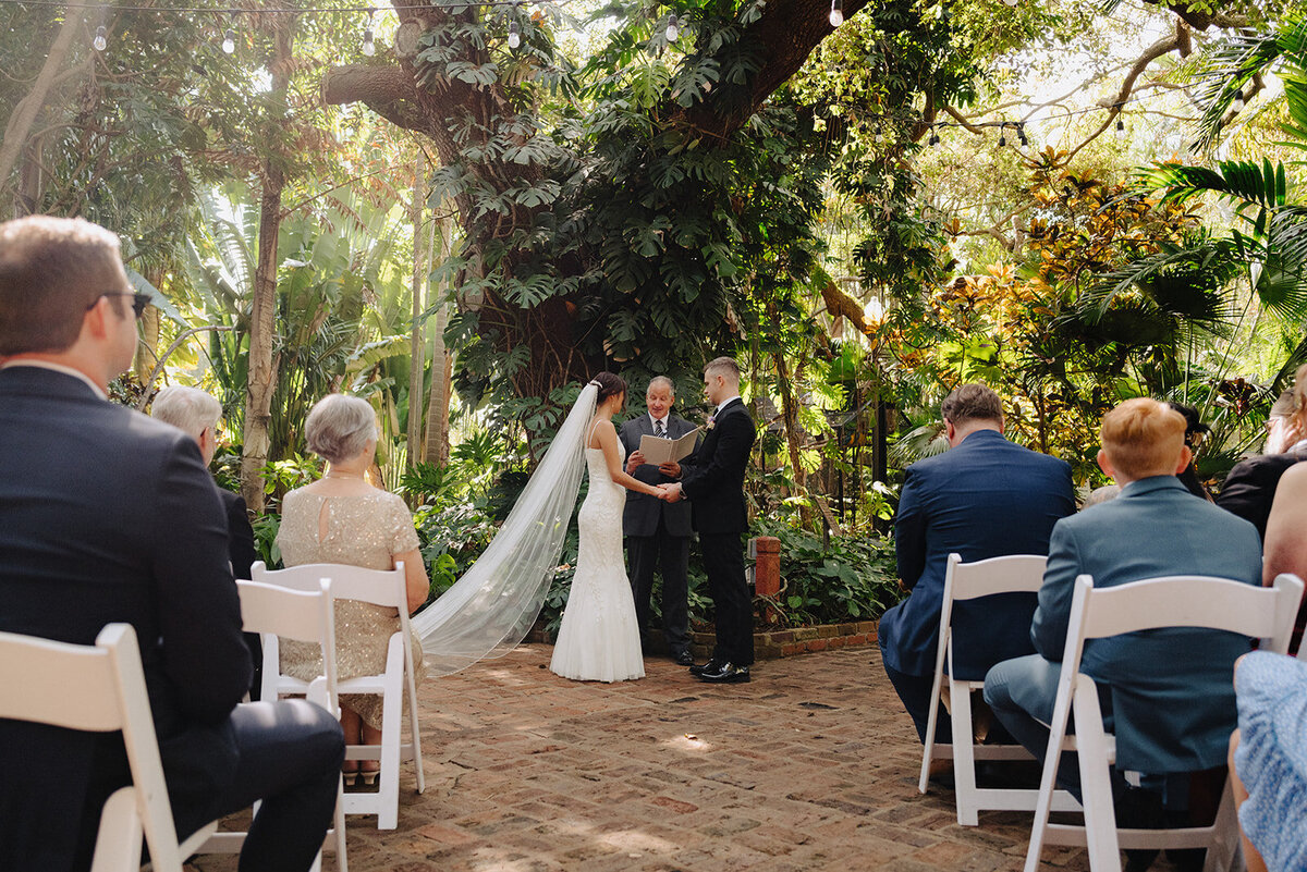 mcneile-photo-sunken-gardens-wedding-chantilly-chic-celebrations-13
