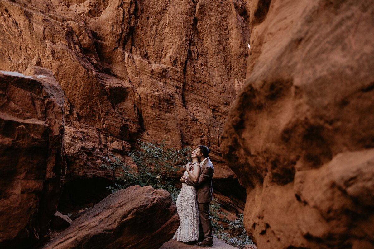 jemez-pueblo-sandia-crest-2-day-elopement-new-mexico-2