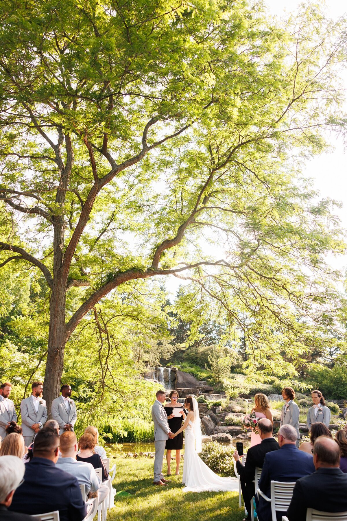 32-grand-rapids-frederik-meijer-garden-wedding